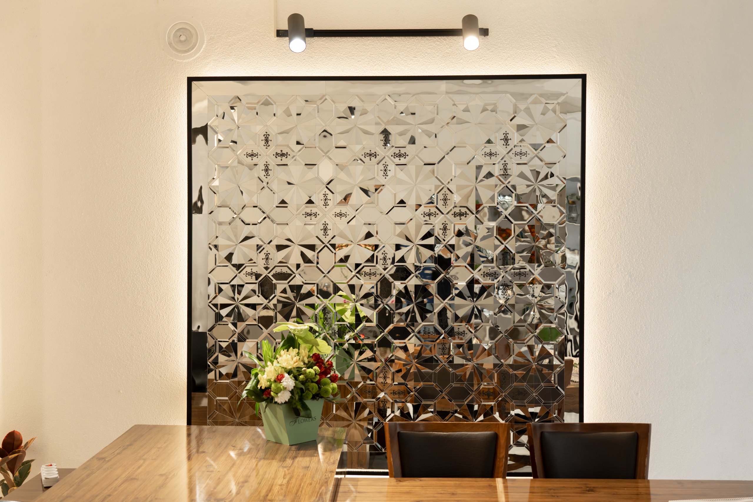 اجرای آینه کاری