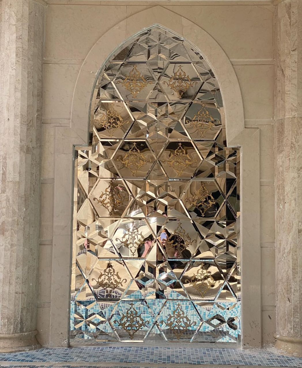 اجرای آینه کاری